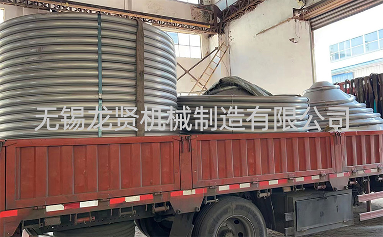 半圓盤管與筒體的焊接